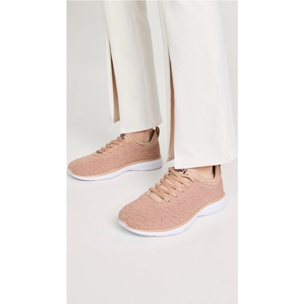 APL Athletic Propulsion Labs TECHLOOM PHANTOM Women’s Sneakers Latte/Umber Sz 8 - Picture 1 of 14